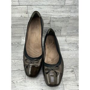Clarks Artisan Women 9M Bronze Metallic Leather Patent Cap Toe‎ Ballet Flats Bow